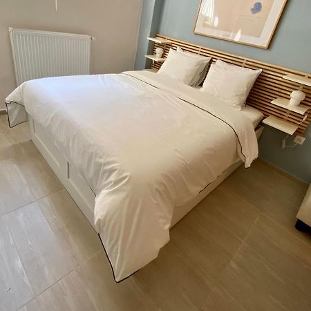 For A Genuine Athenian Homestay! Bagian luar foto